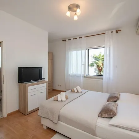 Villa Tomic Apartment Mia Near The Sea Opatija