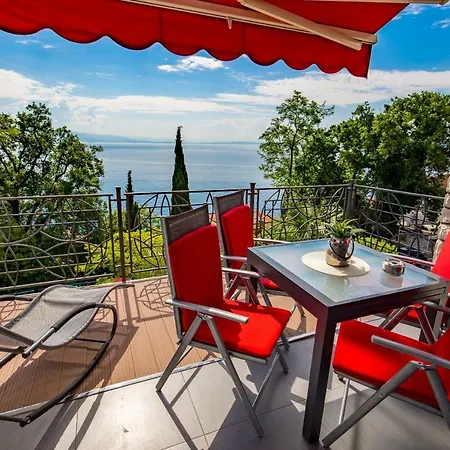 Apartment Villa Tomic Apartment Mia Near The Sea Opatija